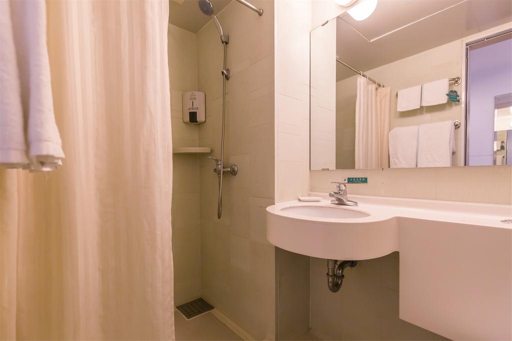 Jinjiang Inn - Shanghai New Lingang Harbor Экстерьер фото